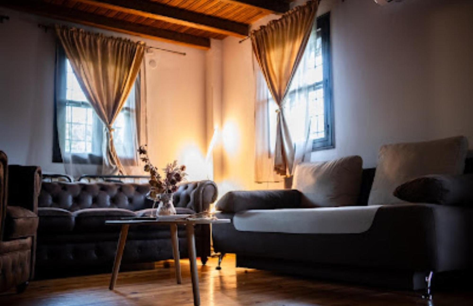 Complex Arbanashki Style-Panoramic View With Summer And Winter Terrace, Jacuzzi, Sauna, Children'S And Adult Area With Cinema Summer Arbanassi Exterior foto