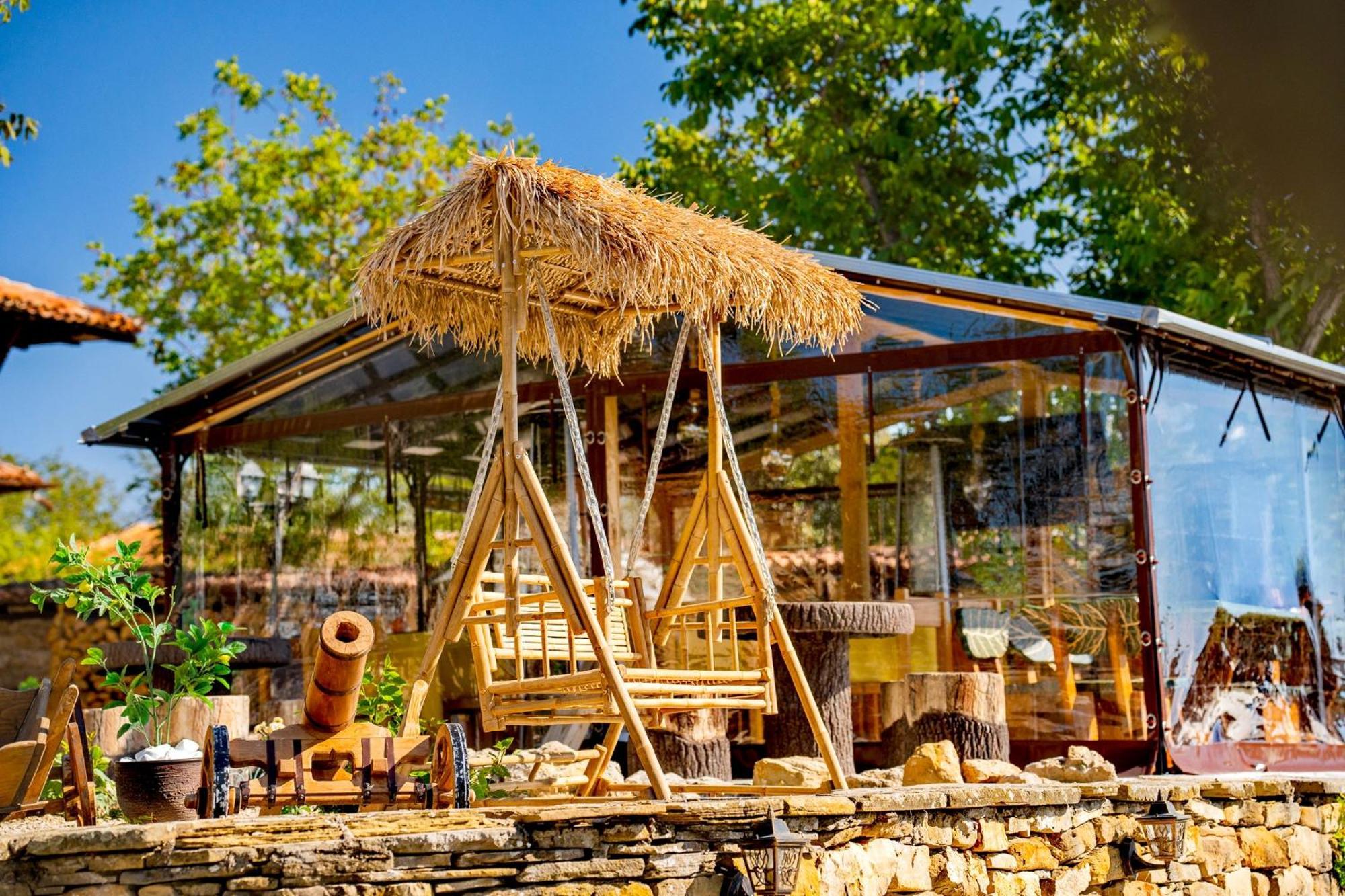 Complex Arbanashki Style-Panoramic View With Summer And Winter Terrace, Jacuzzi, Sauna, Children'S And Adult Area With Cinema Summer Arbanassi Exterior foto