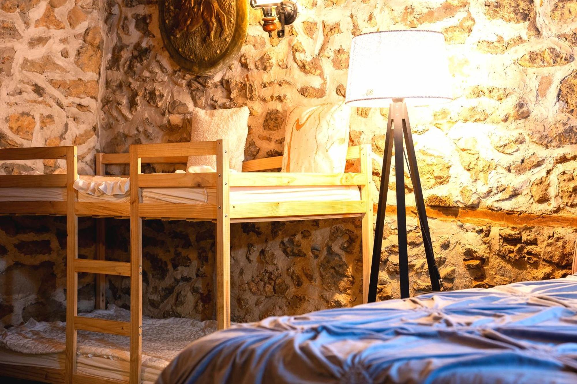 Complex Arbanashki Style-Panoramic View With Summer And Winter Terrace, Jacuzzi, Sauna, Children'S And Adult Area With Cinema Summer Arbanassi Exterior foto